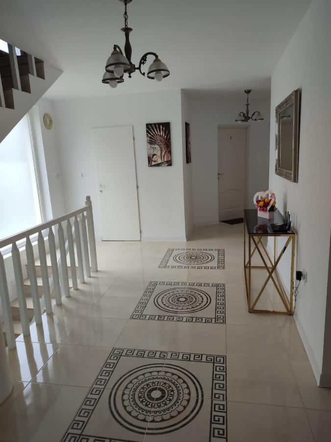 מלון באיילה הרקולנדה Casa Anne מראה חיצוני תמונה