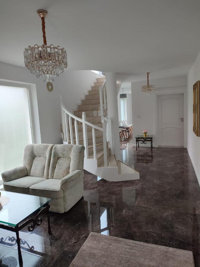 מלון באיילה הרקולנדה Casa Anne מראה חיצוני תמונה